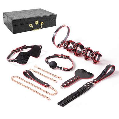 Kit Maleta Sado de Luxo - Algema, Tornozeleira com Corrente,Venda e Chicote