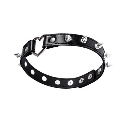 Coleira Choker com Coração e Pinos